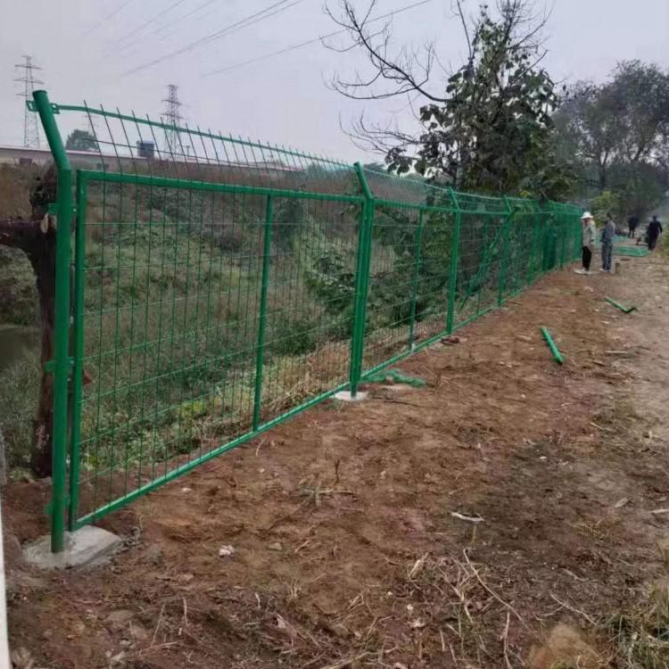 上海旅游景區(qū)框架護(hù)欄網(wǎng)項目工程案例